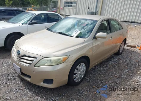 2011 Toyota Camry Le from USA, damaged, VIN 4T1BF3EK2BU625882